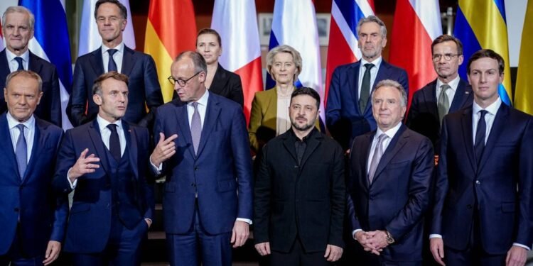 ما الذي سيحمي أوكرانيا من روسيا بعد وقف النار؟