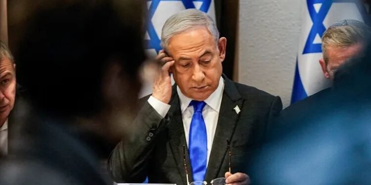 العفو المؤجل يشعل إسرائيل.. هل يحسم هرتسوغ مصير نتنياهو بعد لقاء ترمب؟
