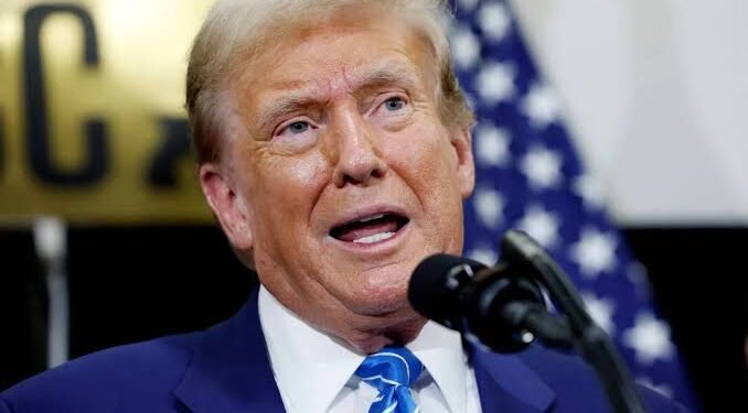 أطول حصار سياسي.. لماذا قرر ترمب تجميد اللجوء إلى أميركا؟