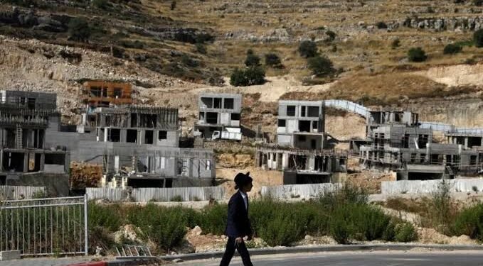 إسرائيل تضاعف الاستيطان بالضفة.. 19 مستوطنة جديدة لوقف حلم الدولة الفلسطينية