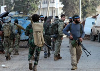 اتفاق 10 مارس في مهب الريح.. شبح التصعيد يخيم على سوريا