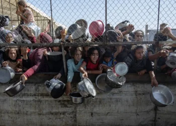 غزة على حافة الانهيار الإنساني.. تحذيرات أممية من كارثة وشيكة