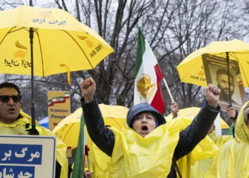 هل كانت وعود ترامب للمتظاهرين الإيرانيين مجرد كلمات؟