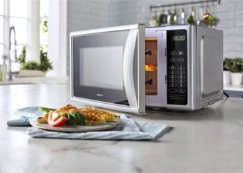 5 أطعمة يمنع وضعها في الميكروويف.. قنبلة موقوتة