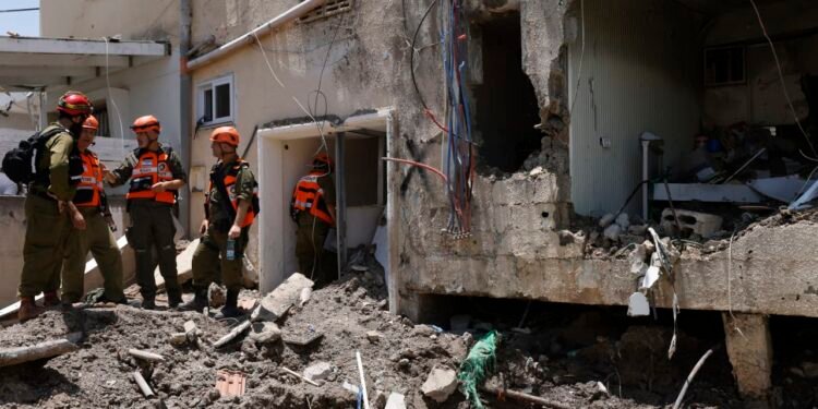 طبول الحرب تُقرع.. هل تقترب المواجهة بين طهران وواشنطن؟