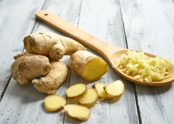 ماذا يحدث لجسمك إذا تناولت الزنجبيل يومياً؟