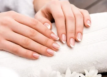 تقوية الأظافر بسهولة.. كيفية الحصول على أظافر صحية في 2026