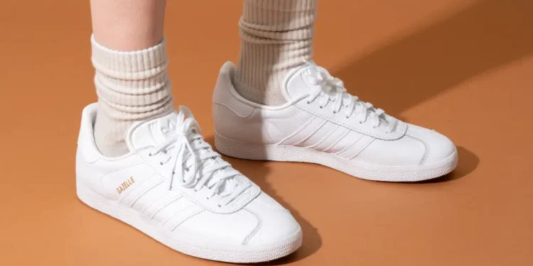 موضة الأحذية الرياضية 2026.. خطواتك نحو الفخامة