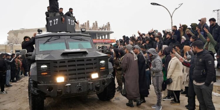 وقف النار يتجدد شمال سوريا.. تفاهم سوري – كردي لشهر قابل للتمديد