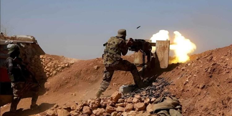 اشتباكات بين الجيش السوري و «قسد».. ماذا يحدث في حلب؟