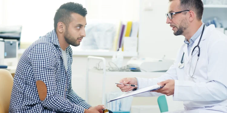 للرجال.. عادات يومية مرتبطة بالهاتف واللابتوب تهدد خصوبتك