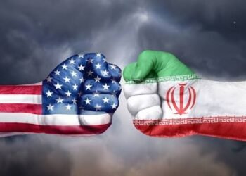 شبح المواجهة يخيم على إيران.. هل يفتح الانتشار الأميركي باب حرب إقليمية؟