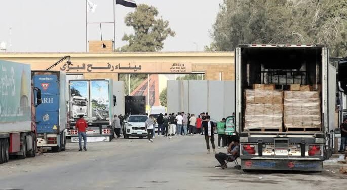 معبر رفح.. إسرائيل تلوح بفتحه في الاتجاهين بعد عودة نتنياهو من واشنطن