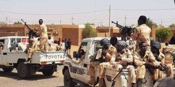 «طريق الموت» يشعل صراع السودان.. معارك شرسة على شريان الصادرات
