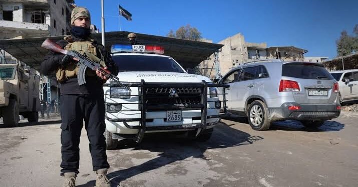 شرق حلب يشتعل.. «منطقة عسكرية مغلقة» ومواجهة مفتوحة مع «قسد»