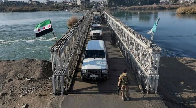 حظر تجول في الشدادي السورية وسط اتهامات متبادلة حول سجون «داعش»