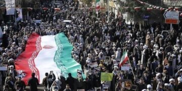 إيران تكشف حصيلة الاحتجاجات.. آلاف القتلى وتحذير من انفجار إقليمي