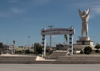 هدنة دمشق والأكراد تُمدَّد… وكوباني تستقبل المساعدات