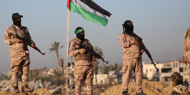 بعد أوامر خليفة السنوار.. هل تعيد حماس تموضعها في غزة؟