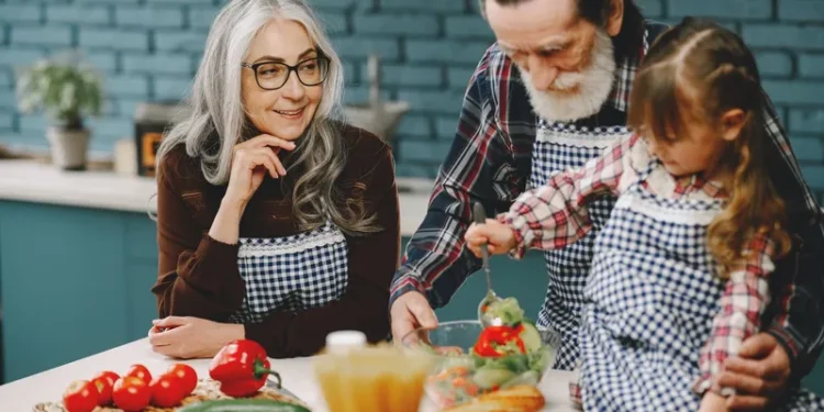 لكبار السن.. نصائح لصيام آمن في رمضان