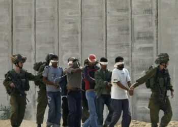 الأسرى دروع بشرية.. الاحتلال يمارس التطهير الاجتماعي في الضفة