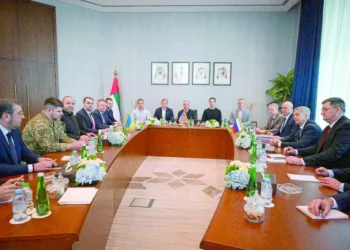 مفاوضات أبوظبي بين روسيا و أوكرانيا : انفراجة إنسانية بلا سلام قريب