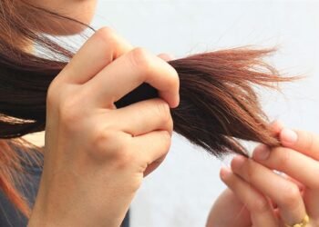 علاج جفاف الشعر.. أسرار استعادة الحيوية واللمعان