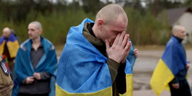 استطلاع جديد يكشف رأي الأوكرانيين في استمرار الحرب