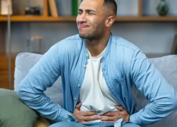 خطوات علاج اضطرابات الهضم في رمضان