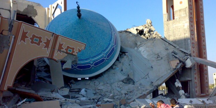 استهدفتهم غارات الاحتلال.. أئمة غيبهم الموت عن منابر رمضان