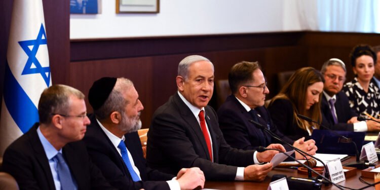 وثيقة 7 أكتوبر تشعل مواجهة جديدة داخل الحكومة الإسرائيلية