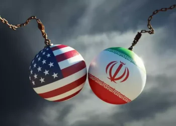 على وقع الحشود العسكرية.. إيران تتوعد وأميركا تلوح بالضربة التحذيرية