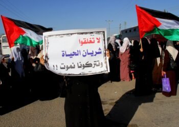 قيود الاحتلال على معبر رفح.. 20 ألف مريض وجريح ينتظرون الموت