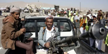 عودة تصعيد الحوثيين.. هل تفتح مواجهة واشنطن وطهران جبهة اليمن مجددًا؟