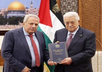 خطوة سياسية استراتيجية.. ماذا يعني مشروع الدستور المؤقت للفلسطينيين؟