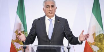 بهلوي من ميونيخ: ساعدوا الإيرانيين.. وحان وقت إسقاط الجمهورية الإسلامية