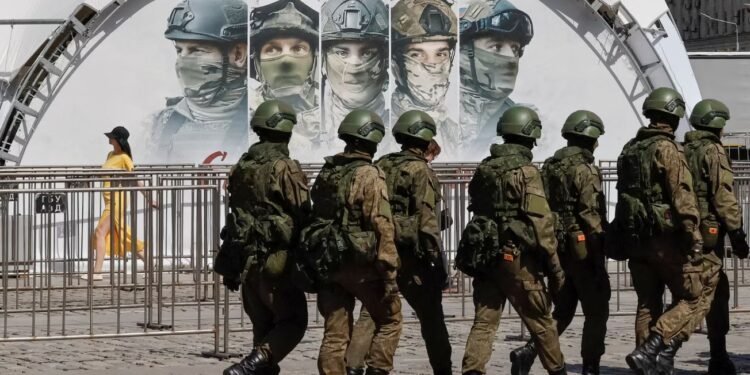 أربع سنوات من الحرب في أوكرانيا: كيف تغيّر أداء الجيش الروسي على الأرض