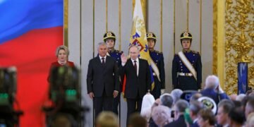 هل يراهن بوتين على انهيار النظام الدولي؟