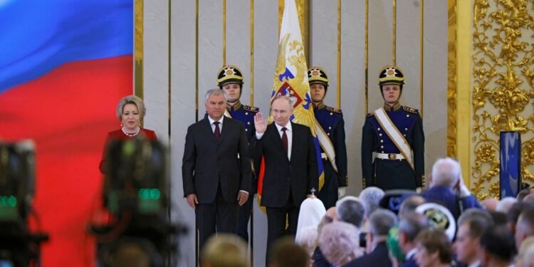 هل يراهن بوتين على انهيار النظام الدولي؟