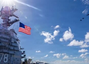 تصعيد فوق الأمواج.. أميركا تشهر أوراق القوة في وجه إيران