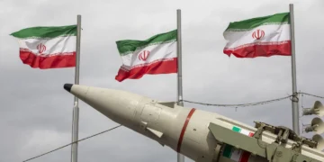 ماذا يكشف ميزان القوة العسكرية بين أمريكا و إيران