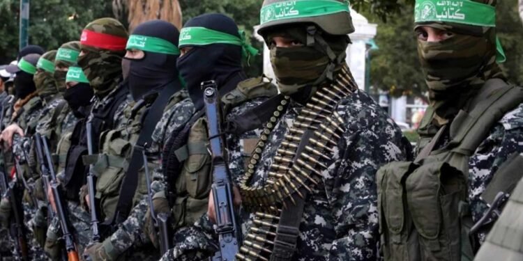 نزع سلاح «حماس» شرط الإعمار أم عقدة إفشال المشروع؟