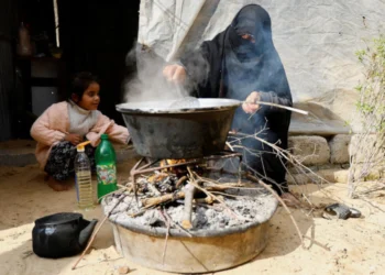 وسط قيود وحصار الاحتلال.. تحديات نساء غزة في رمضان