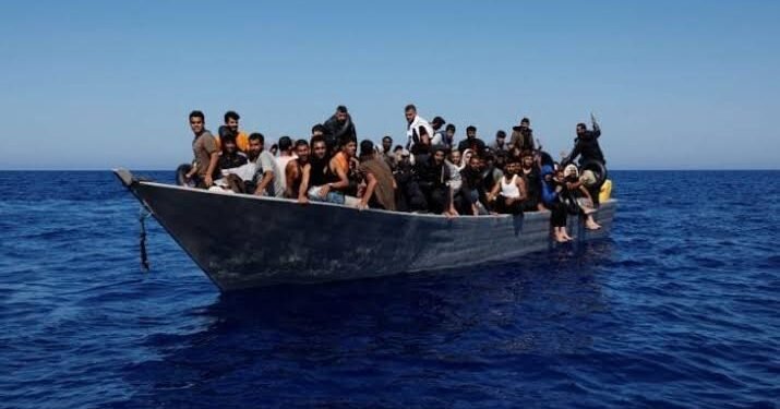 مأساة على النيل الأبيض.. غرق عبارة تقل 16 شخصاً