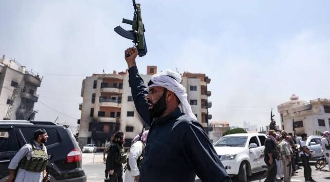 السويداء على صفيح ساخن.. جريمة غامضة تطيح بعنصر أمني