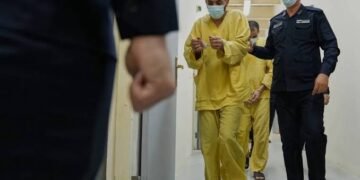 بعد 23 يوماً من العمليات.. اكتمال إعادة سجناء «داعش» إلى العراق