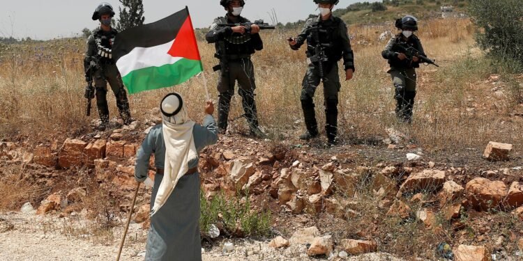 تعميق الاحتلال وإضعاف السلطة.. إسرائيل تتخذ قرارًا يهدد السلام