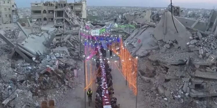 كيف تفاعل سكان غزة عن وعود الإعمار؟