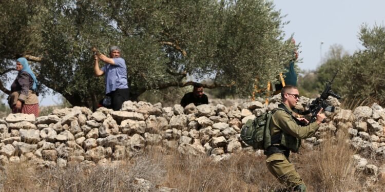 “سبسطية” تواجه مخططات الضم.. مسؤولون يكشفون جرائم الاحتلال