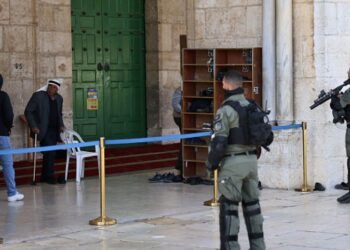 قرار غير مسبوق.. ماذا يعني منع الاعتكاف في المسجد الأقصى؟